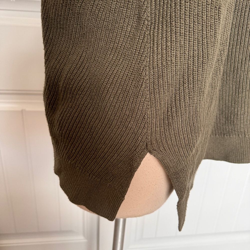 Abercrombie Olive Green Crew Sweater - Picture 4 of 7